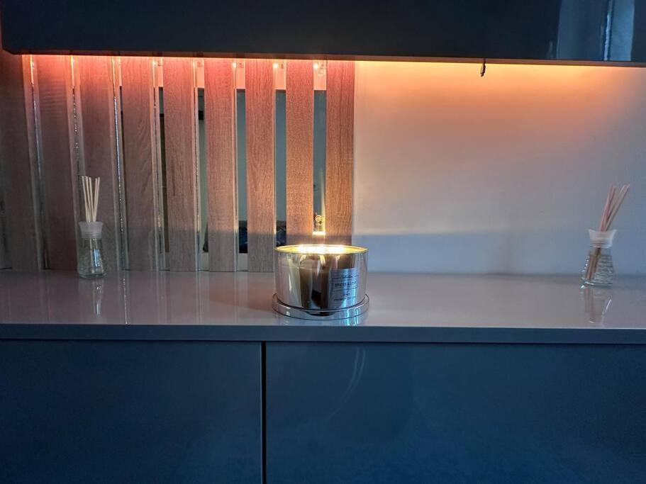 Cozy 1 Bedroom Apartment! بوخارست المظهر الخارجي الصورة